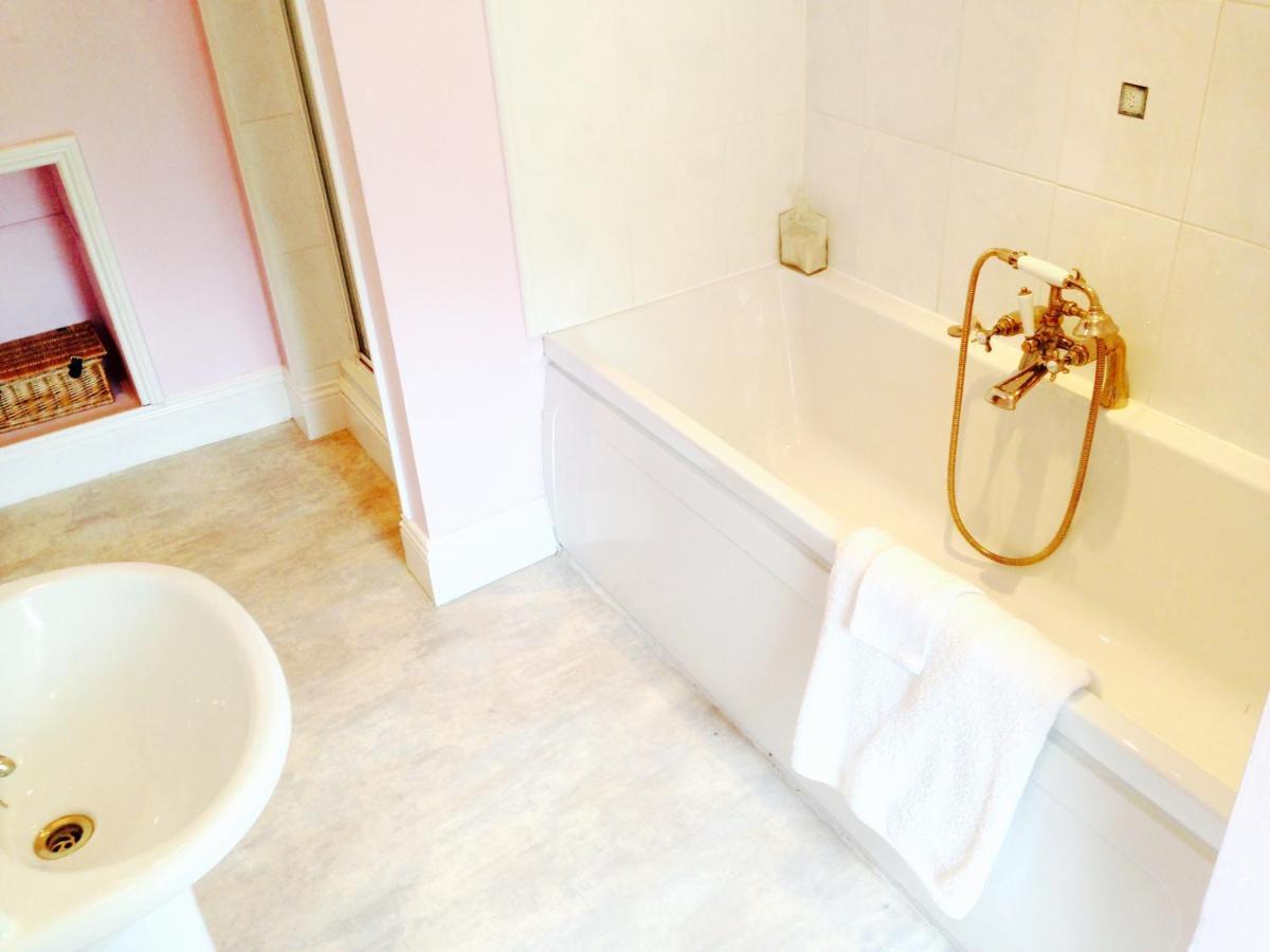 Bed and Breakfast Nightingale'S Loft Ashbourne  Exteriér fotografie